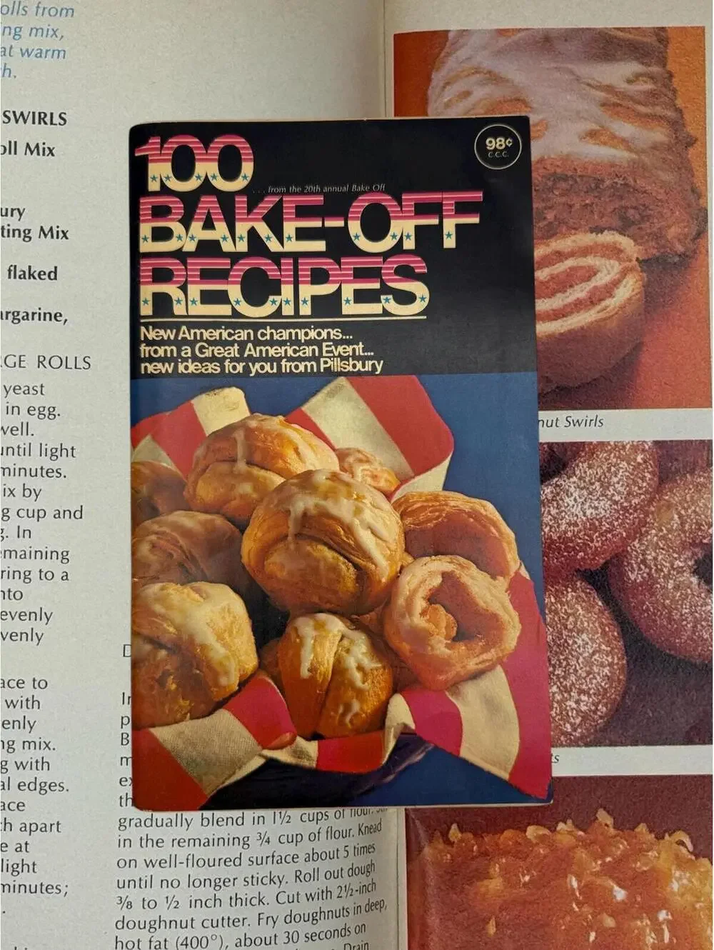 Vintage Pillsbury Bake-Off Cookbook: 100 Award-Winning Recipes, 1969